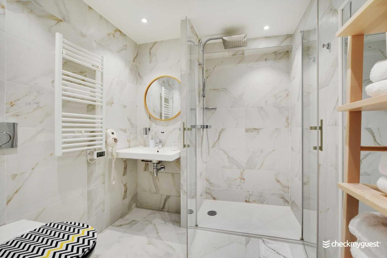 Cosy Apartment 4 - Sacree Coeur Montmartre ปารีส ภายนอก รูปภาพ