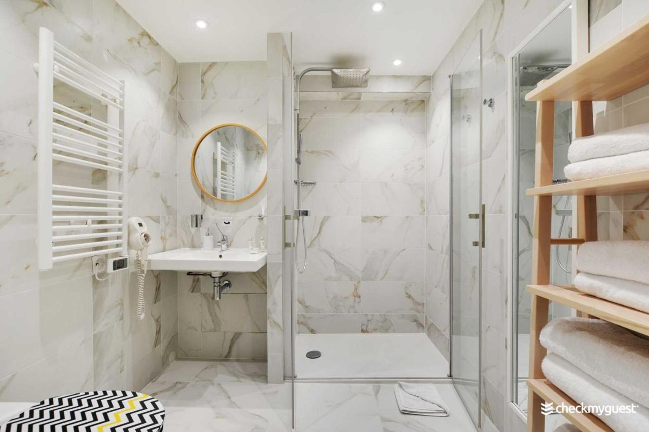 Cosy Apartment 4 - Sacree Coeur Montmartre ปารีส ภายนอก รูปภาพ
